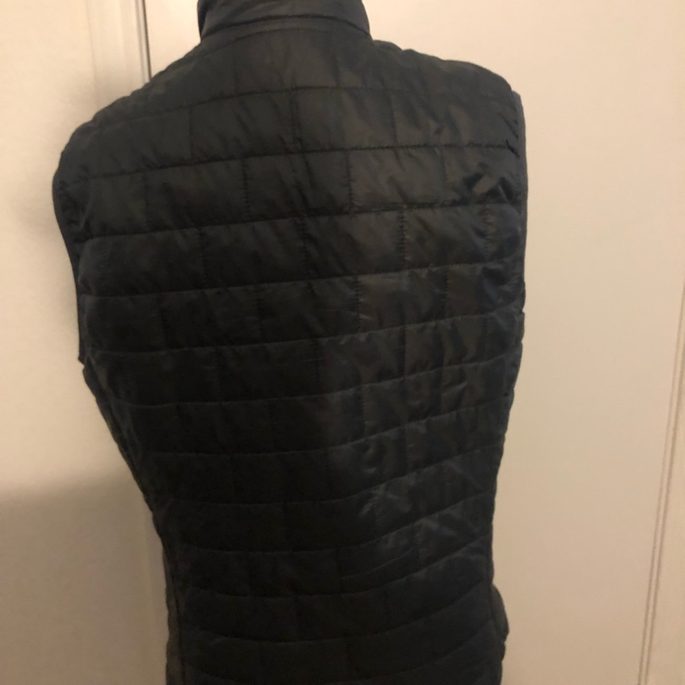 Patagonia Dark Gray Quilted Vest Men’s Small/Fits Women’s Medium - Picture 5 of 9